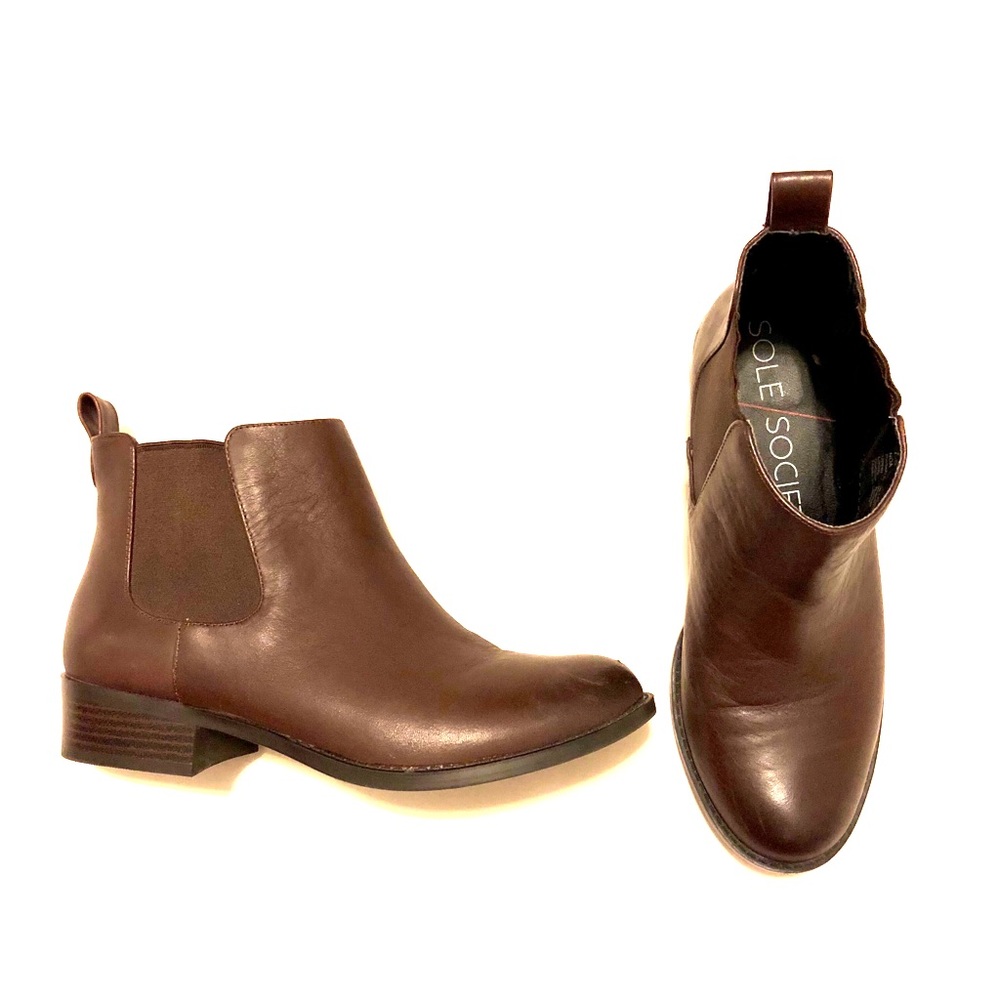Sole Society Leather Chelsea Boots